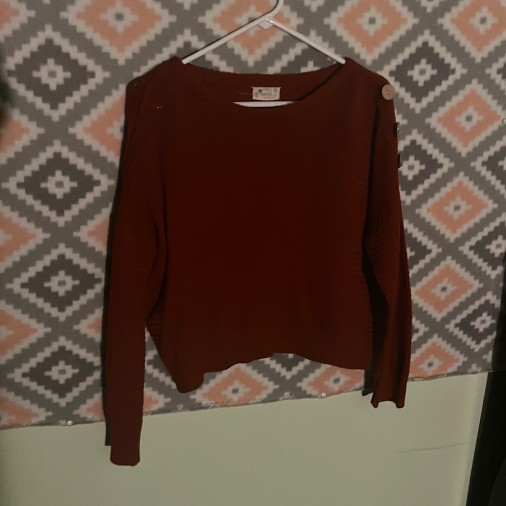 Poof, size L, darker red